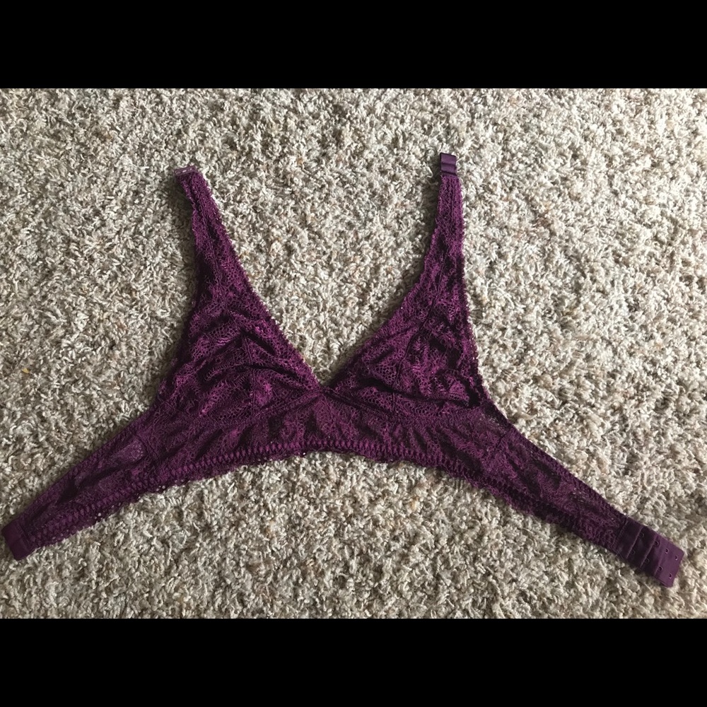 Victoria Secret Lace Bra’s 36C/M. Never worn
